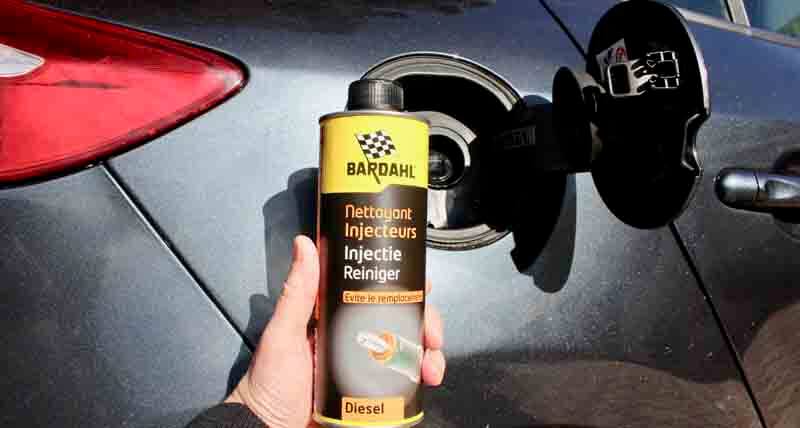 BARDAHL - Décrassant Moteur Diesel 500ml 5 en 1 - 9357