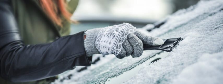 Pelle À Neige/de Glace Pour Voiture Avec Manche Bleu, Avec Gants Et  Raclette De Dégivrage/déneigement Pour Voiture, Pour Une Utilisation En Cas