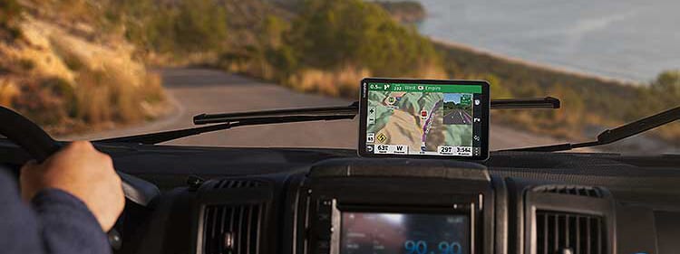 Meilleur GPS camping-car 2024 : comparatif et guide d'achat